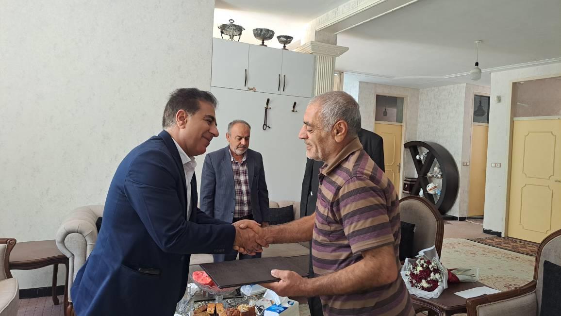 از بازنشسته ایثارگر استان کهگیلویه و بویراحمد تجلیل شد