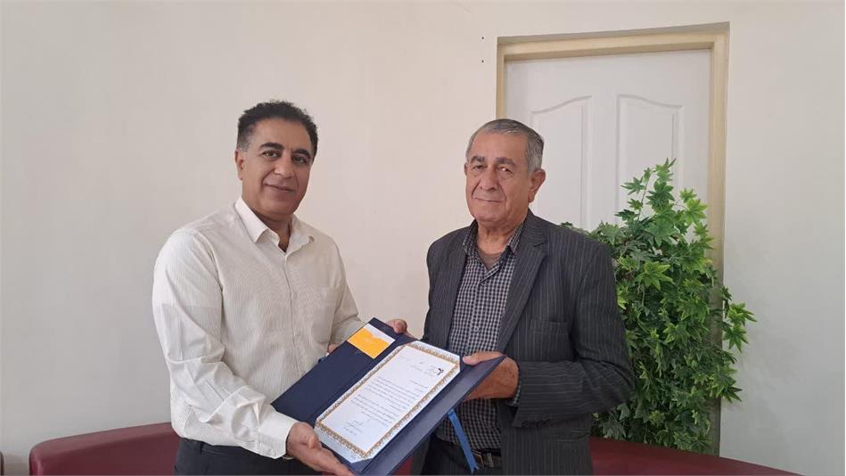 تقدیر مدیر صندوق بازنشستگی کشوری استان کهگیلویه و بویراحمد از مدیر خانه امید بازنشستگان یاسوج