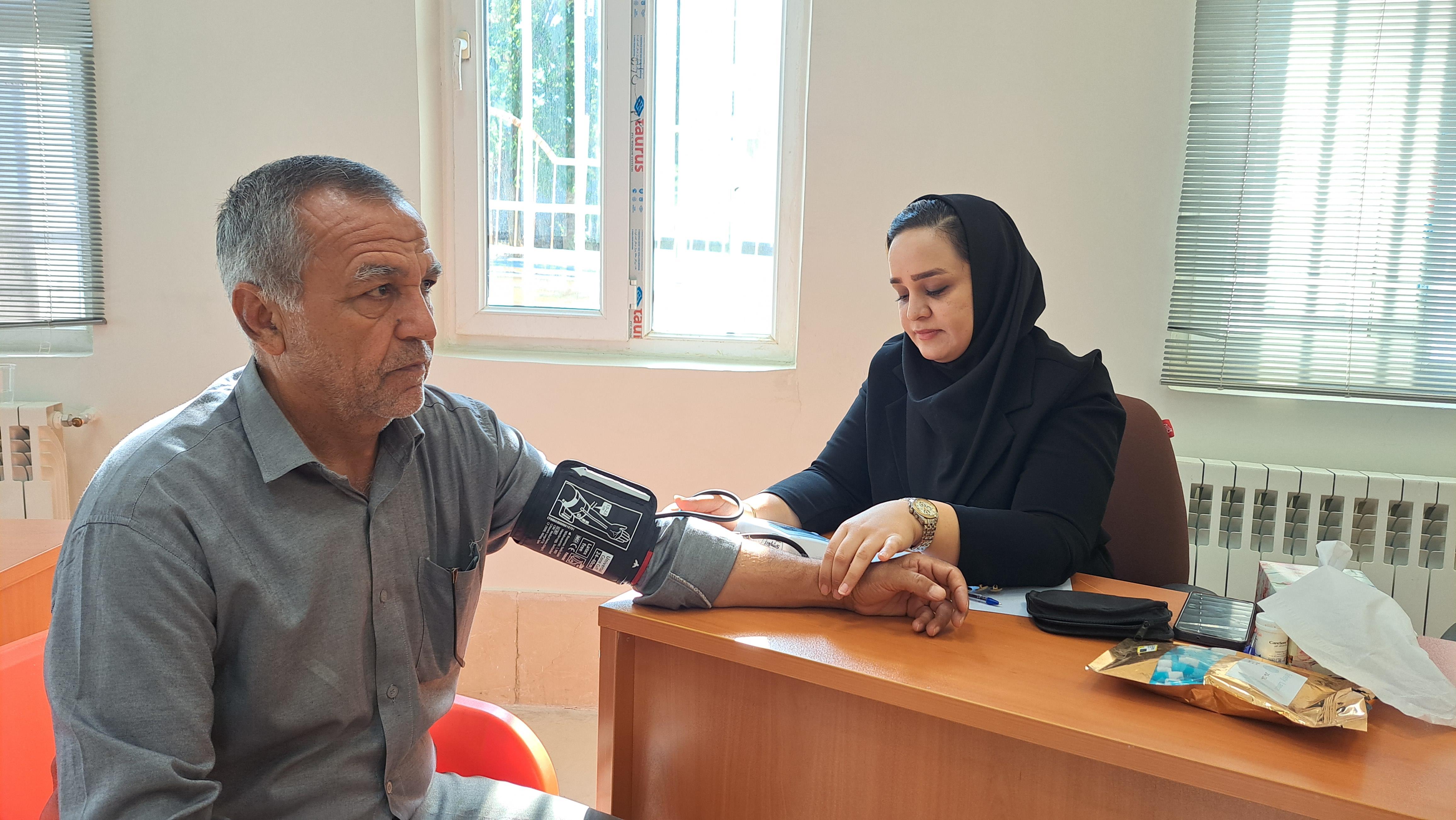 طرح غربالگری دیابت و فشار خون برای بازنشستگان کشوری در یاسوج برگزار شد